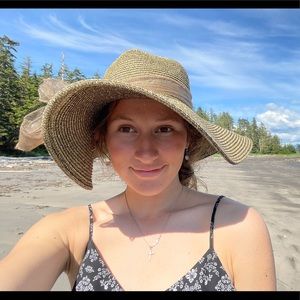 Meet your Posher, Grace